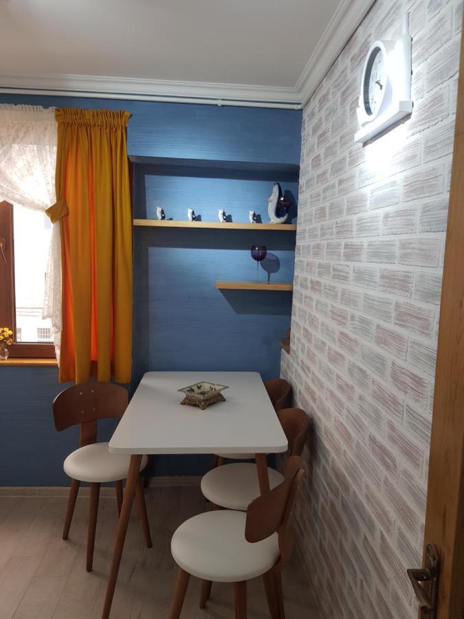 Relax Apartment Samtredia ภายนอก รูปภาพ