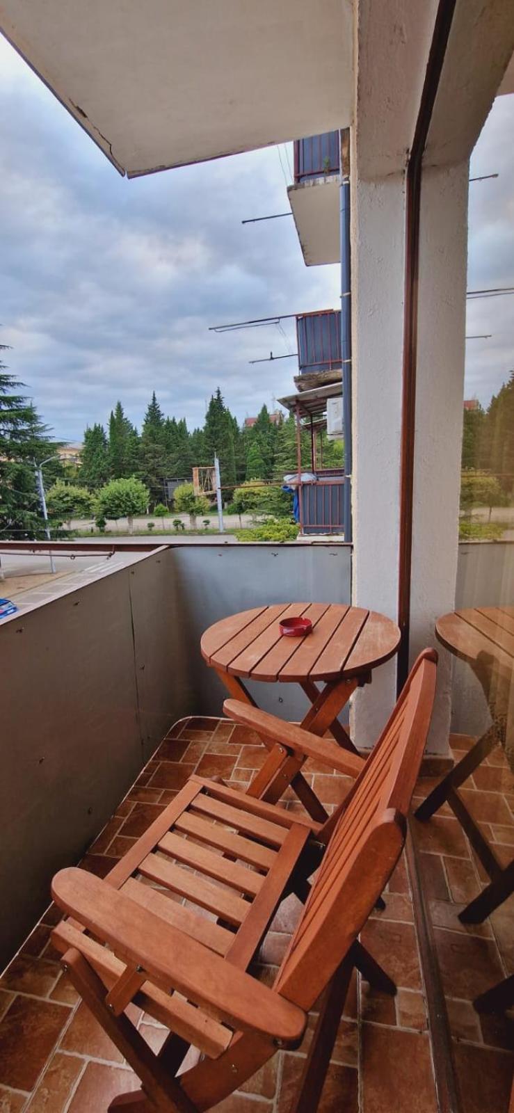Relax Apartment Samtredia ภายนอก รูปภาพ